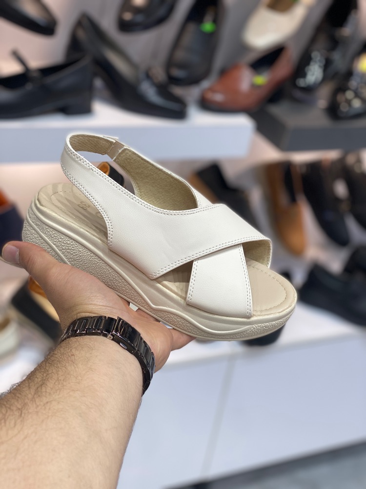 صندل تابستانی ساده پشت بند
